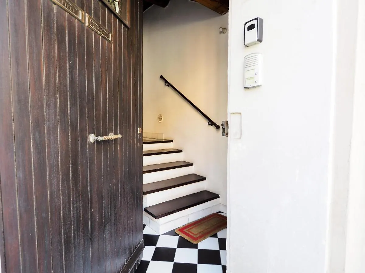 Tofus Apartment - Morada Cagliari 0*,